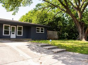 3825 W Spurgeon Street , Fort Worth Texas 76133