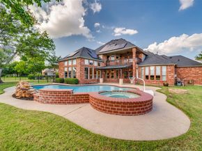 1561  WINDING CREEK Road , Prosper Texas 75078