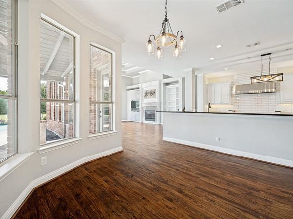 1561  WINDING CREEK Road , Prosper Texas 75078