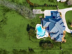 1561  WINDING CREEK Road , Prosper Texas 75078