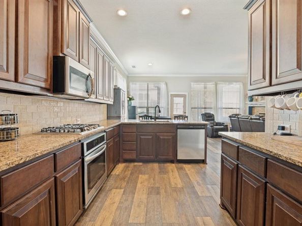 1247  Lynn Drive , Arlington Texas 76002