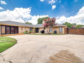 4375  Rota Circle , Fort Worth Texas 76133