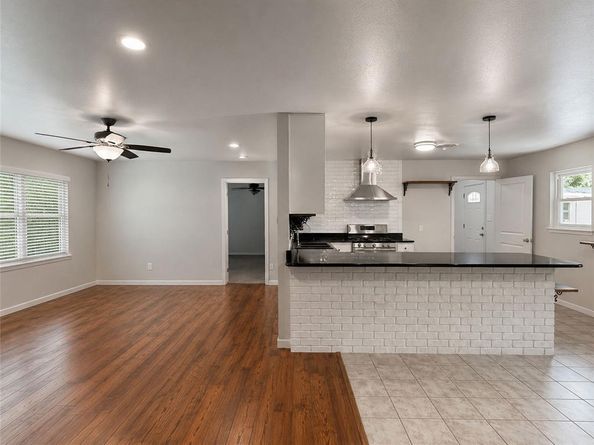 617  Dunaway Lane , Azle Texas 76020