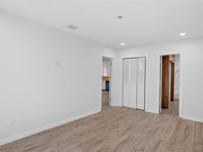 821  Gustav Street , River Oaks Texas 76114