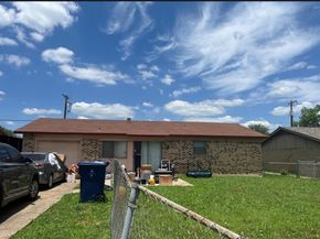 914  Pleasant Valley Road , Garland Texas 75040