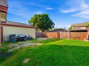 10464  Woodleaf Drive , Dallas Texas 75227