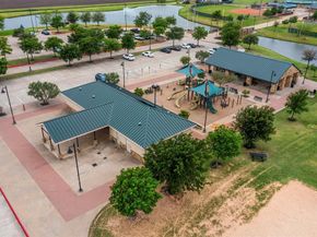 2721  Grapevine Way , Celina Texas 75009