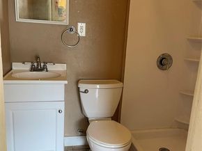 229 N Marlborough Avenue , Dallas Texas 75208