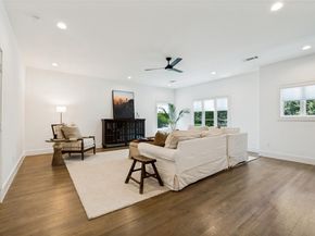 6933  Wabash Circle , Dallas Texas 75214