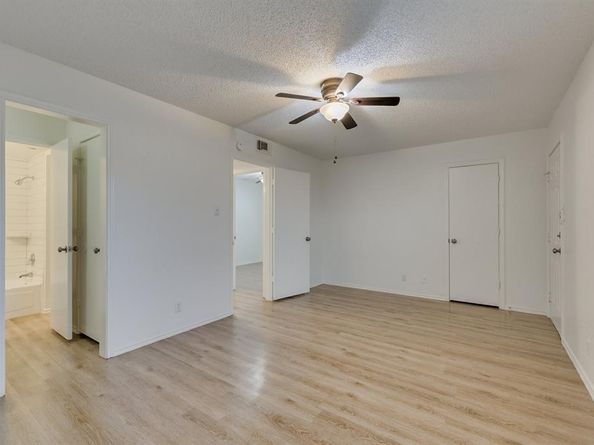 1817  San Rafael Street , Fort Worth Texas 76134