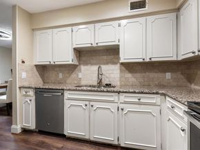 15912  Archwood Lane  1016, Dallas Texas 75248