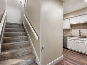 15912  Archwood Lane  1016, Dallas Texas 75248