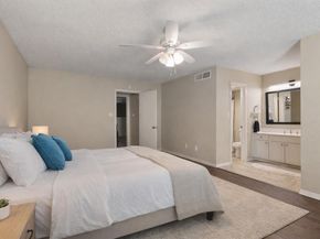 15912  Archwood Lane  1016, Dallas Texas 75248