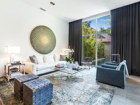 2845  Lee Street , Dallas Texas 75206