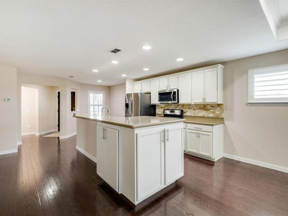 1898  Beachside Drive , Frisco Texas 75036