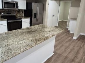 3317 S Edelweiss Drive , Grand Prairie Texas 75052