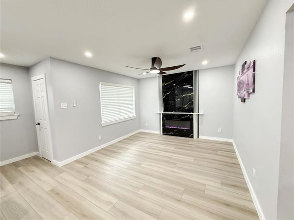 3910  Pocatello Street , Irving Texas 75062