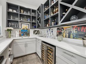 6610  Southpoint Drive , Dallas Texas 75248