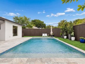 6610  Southpoint Drive , Dallas Texas 75248