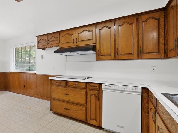 1305  Briarbrook Drive , DeSoto Texas 75115