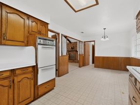 1305  Briarbrook Drive , DeSoto Texas 75115