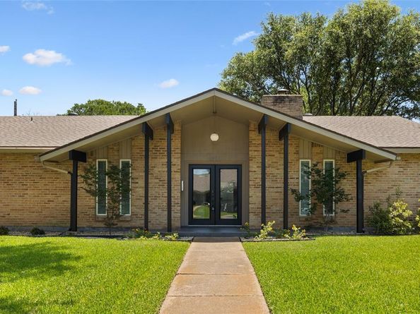 3974  Boca Bay Drive , Dallas Texas 75244
