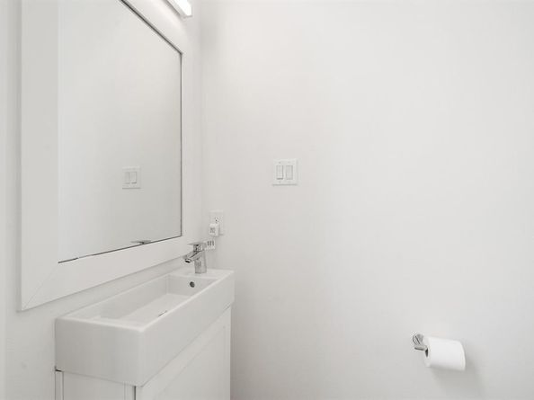 5802  Lindell Avenue  102, Dallas Texas 75206