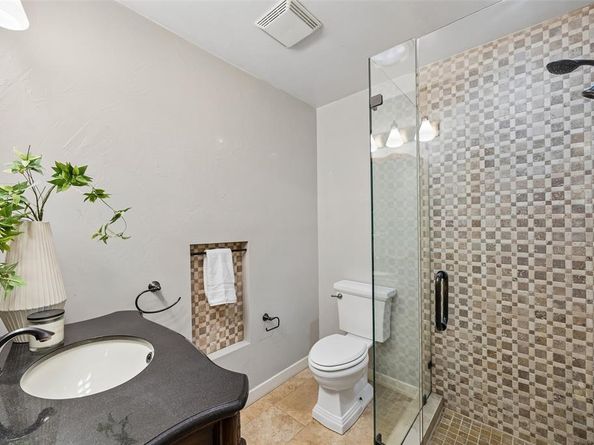 504  Monssen Drive , Dallas Texas 75224