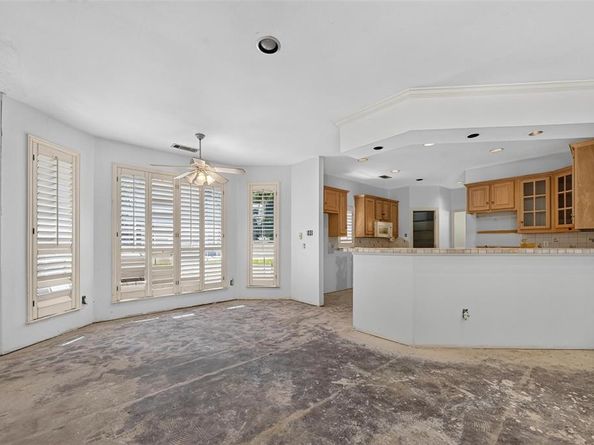 6710  Windrock Road , Dallas Texas 75252
