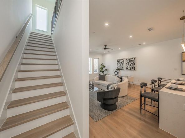 5320  Reiger Avenue  107, Dallas Texas 75214