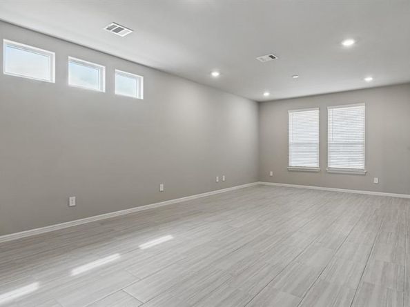 3020  MAPLE ORCHARD Lane , Fort Worth Texas 76140