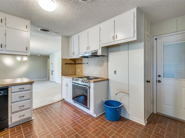 5613  Westcreek Drive , Fort Worth Texas 76133