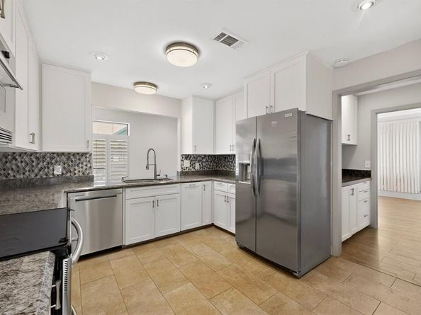 7109  Alpha Road , Dallas Texas 75240