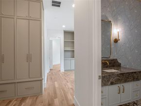 5510  Del Roy Drive , Dallas Texas 75230