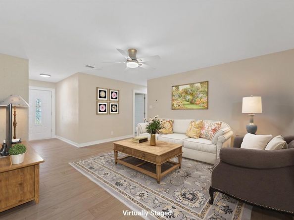 1222  Saturn Drive , Cedar Hill Texas 75104