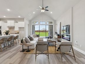 201  Cross Timbers Street , Azle Texas 76020