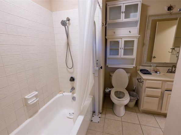 2800  Keller Springs Road  1D, Carrollton Texas 75006