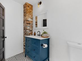 2511  Lipscomb Street , Fort Worth Texas 76110