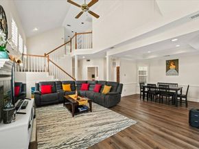 9420  Blue Jay Way , Irving Texas 75063