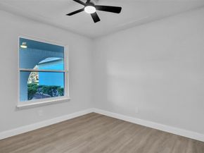 1432  Barron Lane , Fort Worth Texas 76112