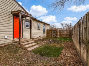 129/131 NE 22ND Street , Grand Prairie Texas 75050