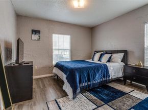 129/131 NE 22ND Street , Grand Prairie Texas 75050