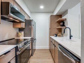 4020  Holland Avenue  211, Dallas Texas 75219