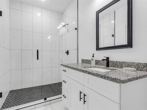 407  Dubois Avenue , Dallas Texas 75203