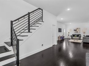 407  Dubois Avenue , Dallas Texas 75203