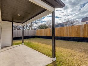 407  Dubois Avenue , Dallas Texas 75203