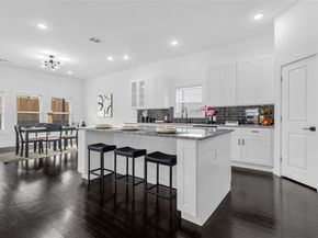 407  Dubois Avenue , Dallas Texas 75203