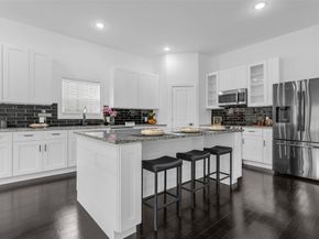 407  Dubois Avenue , Dallas Texas 75203