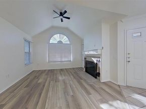 1004  Bridges Drive , Arlington Texas 76012