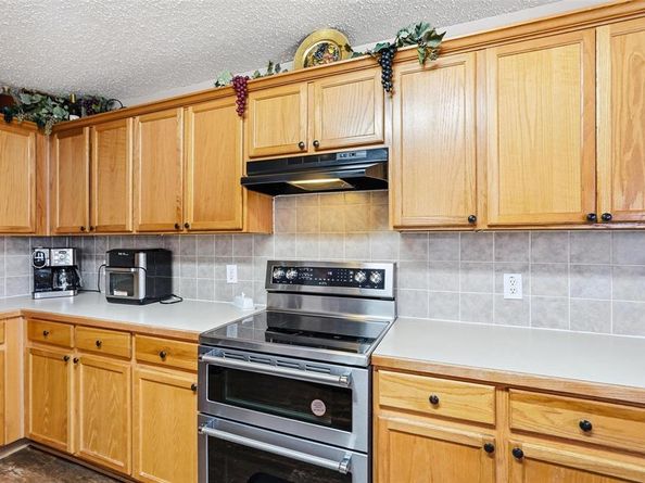1632  Lionheart Drive , Little Elm Texas 75036